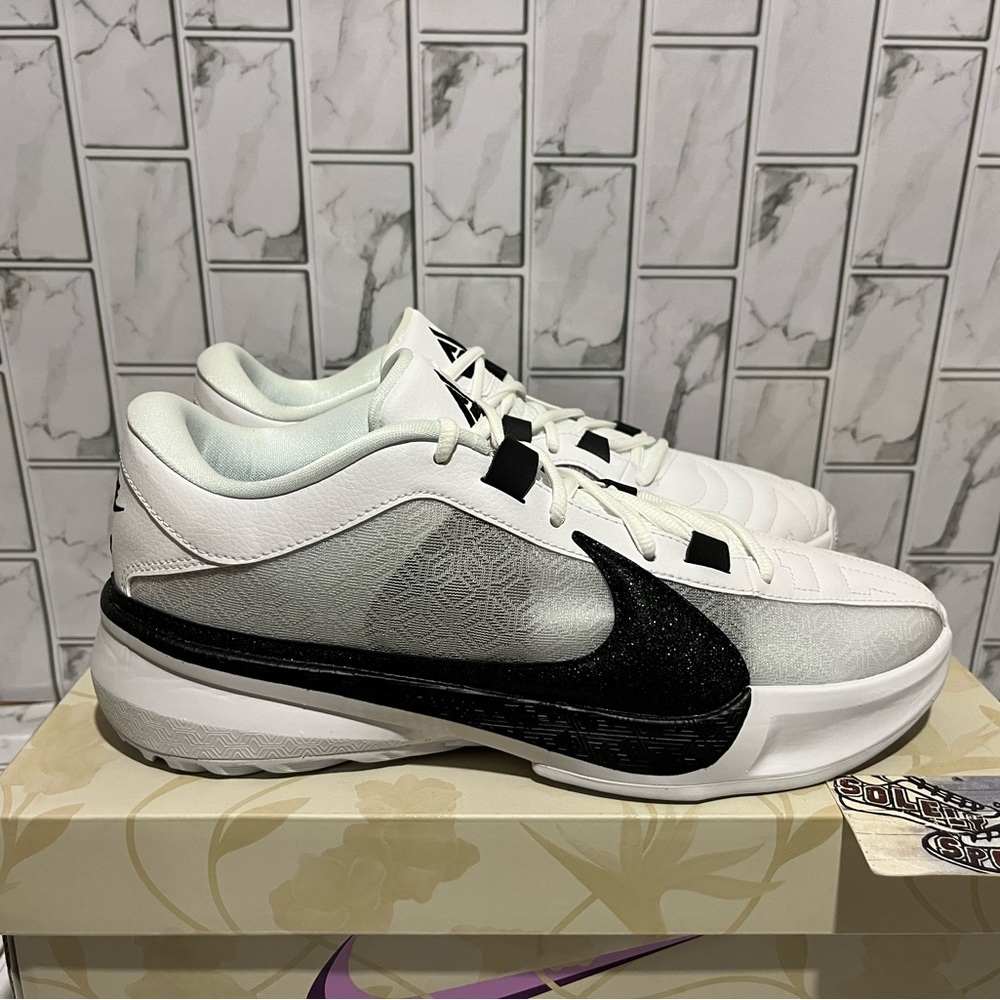 New Nike Zoom Freak 5 TB Promo Basketball Shoes Giannis Kobe White Black NBA KD